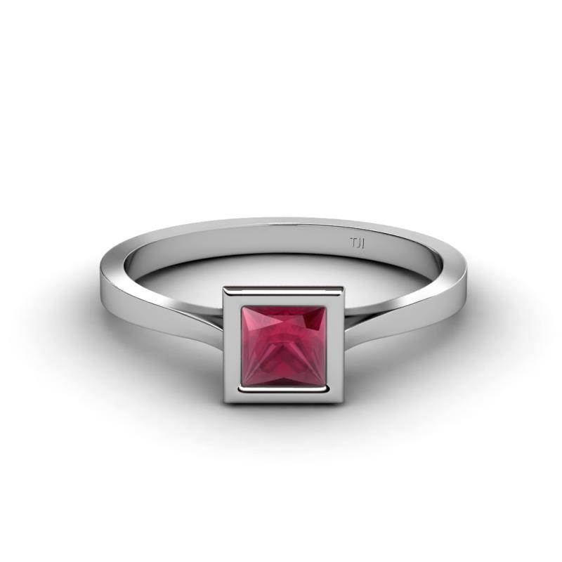 Elcie Princess Cut Rhodolite Garnet Solitaire Engagement Ring 