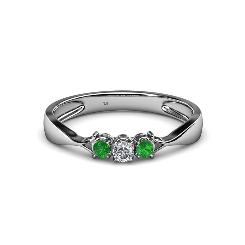 Rylai 0.18 ctw Natural Diamond (2.70 mm) and Green Garnet Three Stone Engagement Ring  