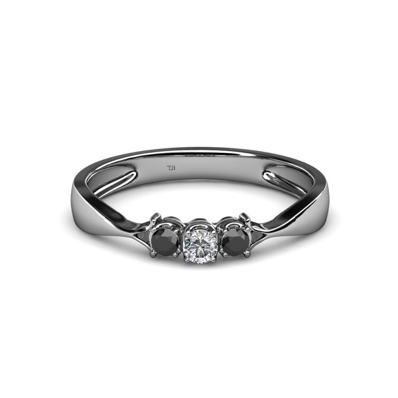 Rylai 0.17 ctw Natural Diamond (2.70 mm) and Black Diamond Three Stone Engagement Ring  