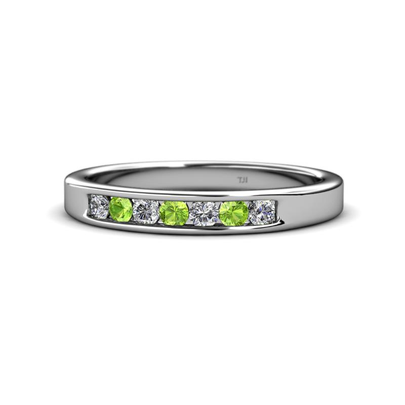 Kathiryn 2.70 mm Peridot and Diamond 7 Stone Wedding Band 